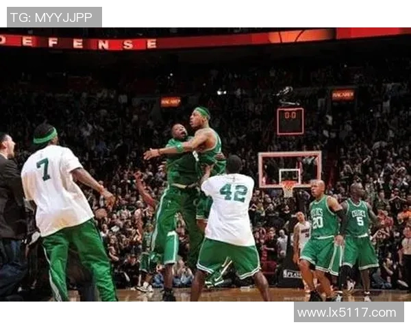 2016年NBA季后赛骑士对阵老鹰第四场精彩回放视频分析与解读