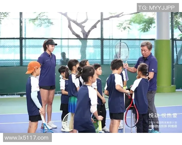 赛后分析：北京网球队与广州网球队的默契配合与战术探讨