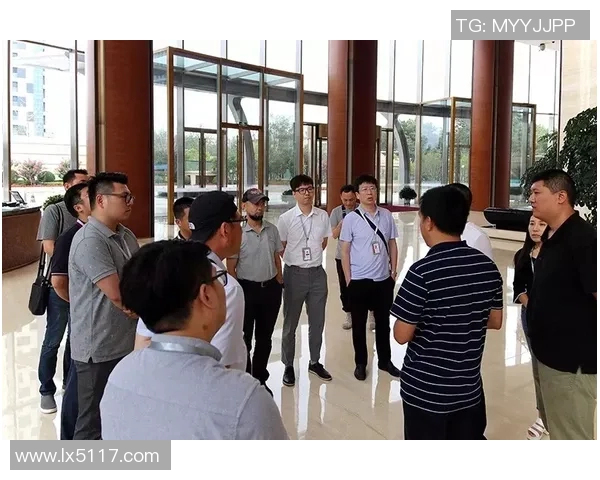 EDG战队边路渗透策略解析与CSGO热点动态探讨 EDG战队边路渗透策略解析与CSGO热点动态探讨